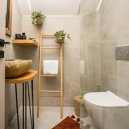 Apartman Alavastros Center Mini